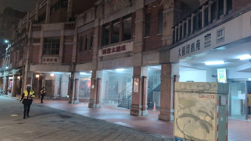 北市永樂市場攤位起火　幸無人傷