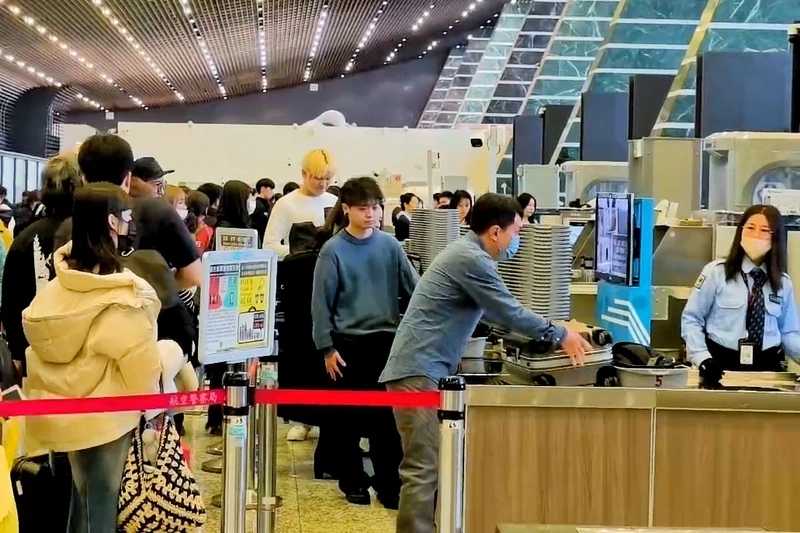 因應年節出國潮　航警局增派替代役男及輔檢人力