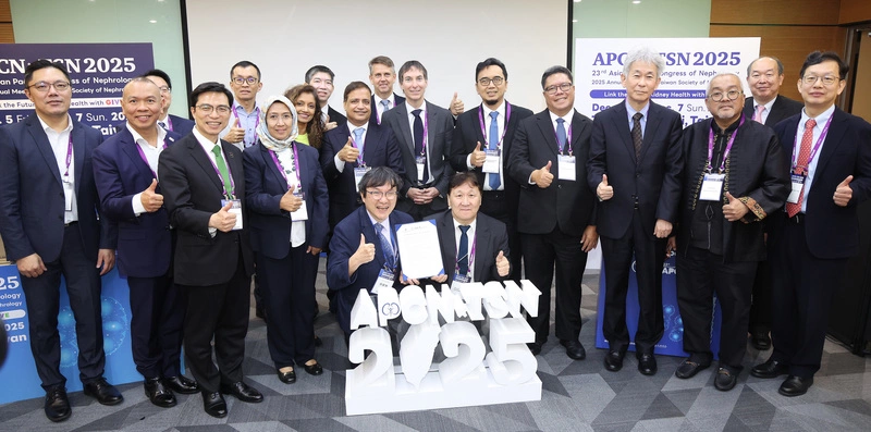 國際居家透析聯盟宣言簽署　吳麥斯出席