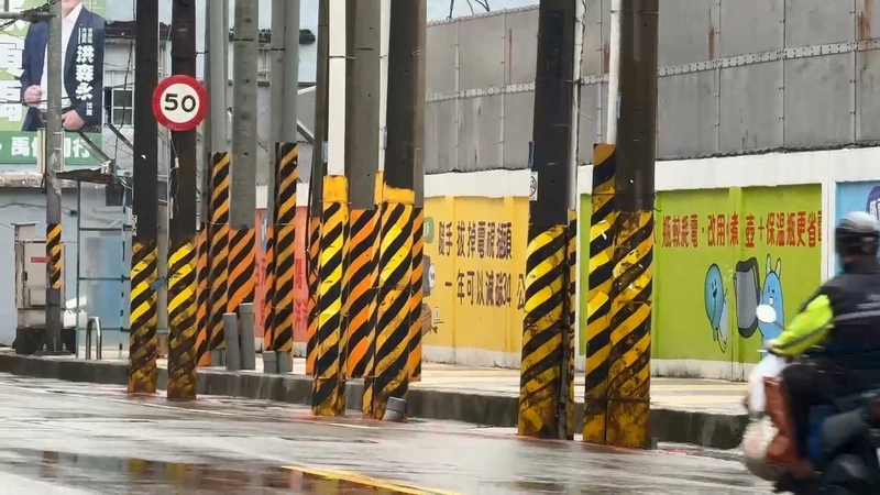 基隆西定路電桿林立　將遷移6根騰出路幅