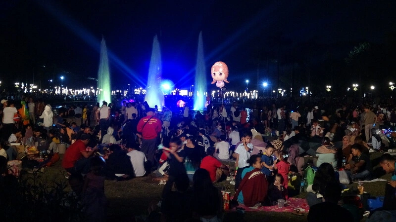 馬尼拉跨年 家庭團聚聯絡感情