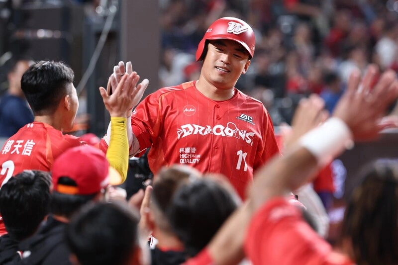 林智勝督促　朱育賢新人年起連11季雙位數全壘打