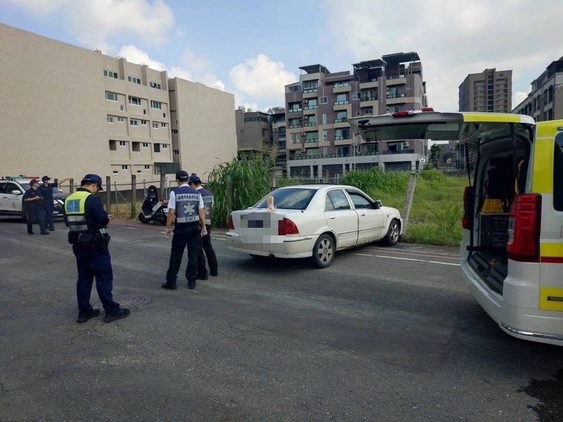 高雄男陳屍車內　警查獲依托咪酯、追查來源與死因