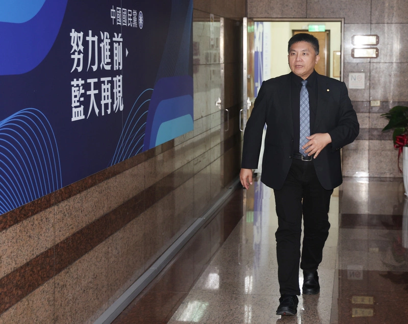 鄭麗文與國民黨不分區立委便當會　吳宗憲出席