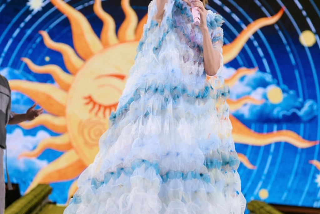 孫燕姿睽違12年重返香港開唱  鄭秀文獻「聲」祝福