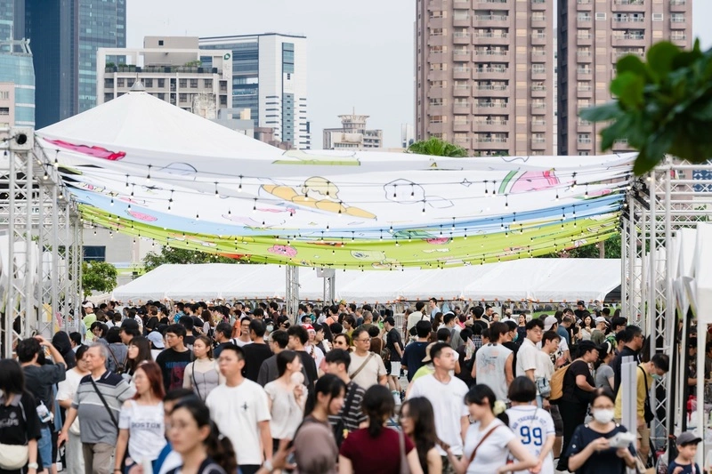 高雄台日大港水果祭　民眾寫祝福卡替熊本加油