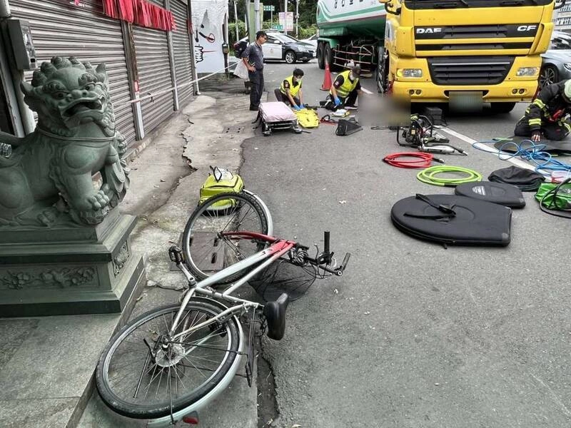 南投單車翁遭右轉大車輾死　目擊者提醒注意死角