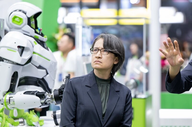 蕭副總統參觀機器人展　肯定展會呼應國家政策方向