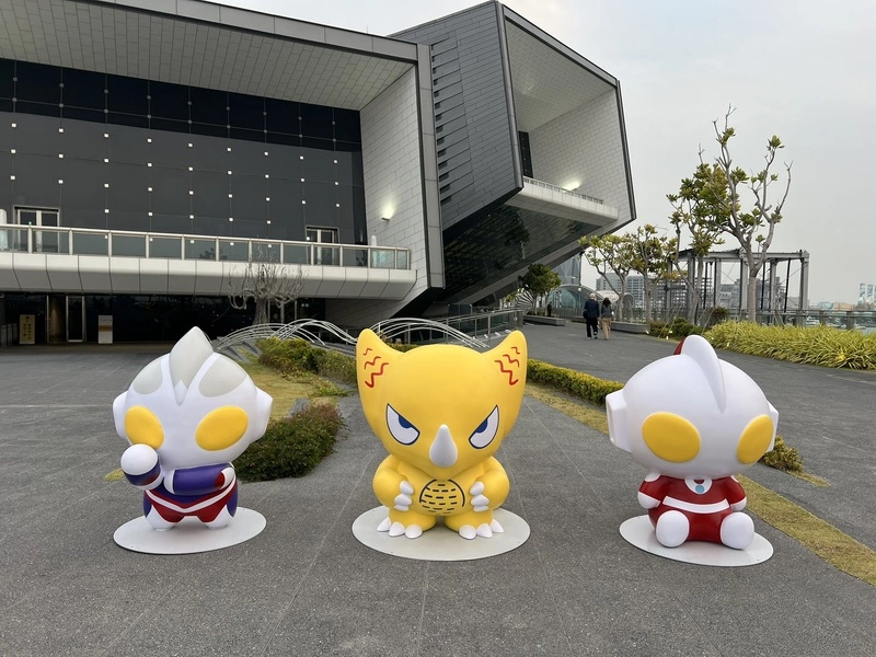 高雄冬日遊樂園7日登場　百貨飯店優惠搶春節商機