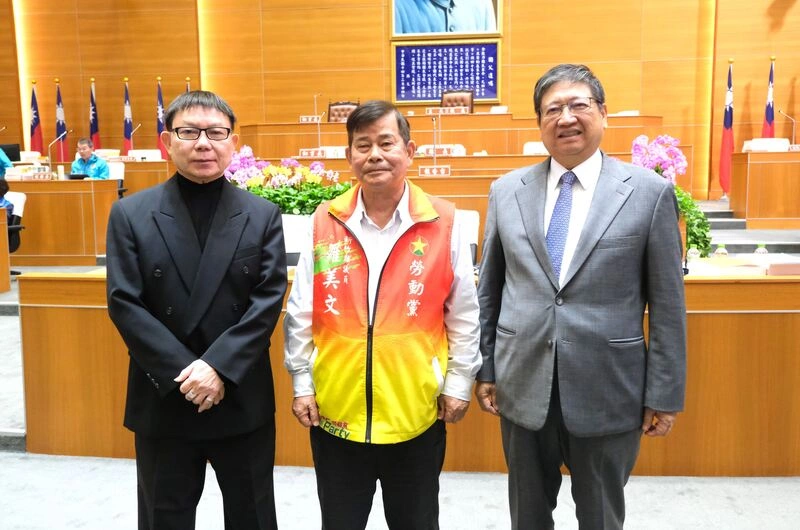 竹縣議員羅美文關心勞權教育議題