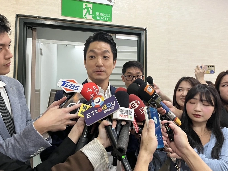 蔣萬安受訪談輝達案