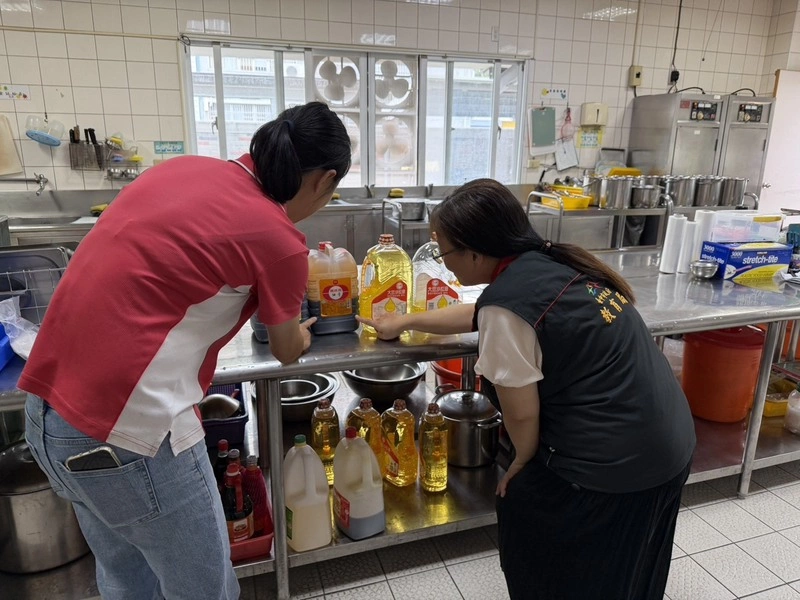 黃國榮：盧秀燕指示查到哪公布到哪 地方政府有權責