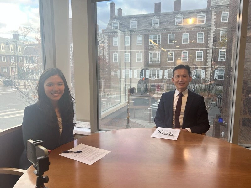 駐波士頓處長廖朝宏接受哈佛期刊訪問