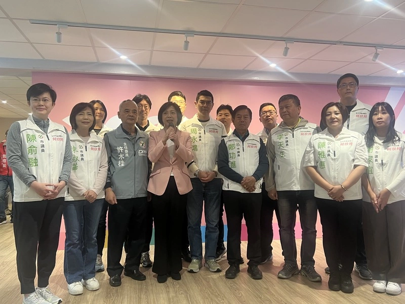 何欣純市政辦公室揭牌（2）