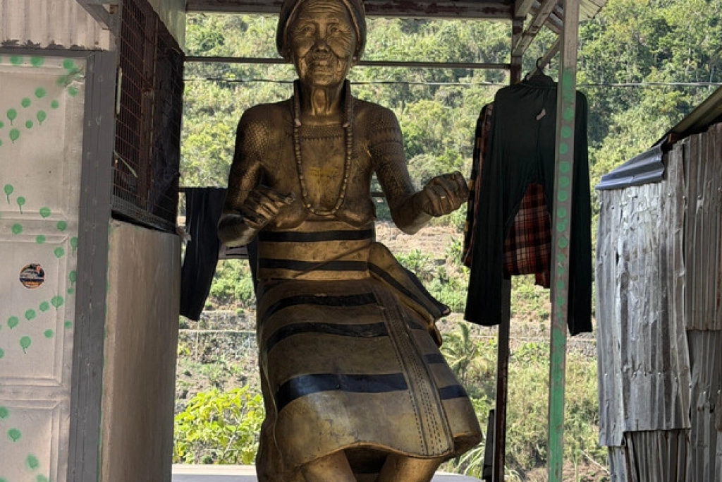 菲律賓北部山村  109歲拍刺師守護原住民紋身文化