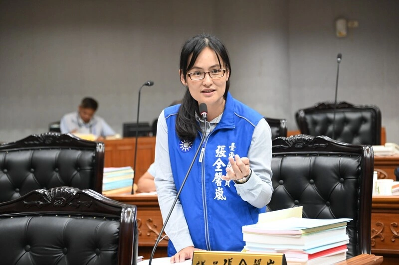 張全馨嵐台東縣議會質詢