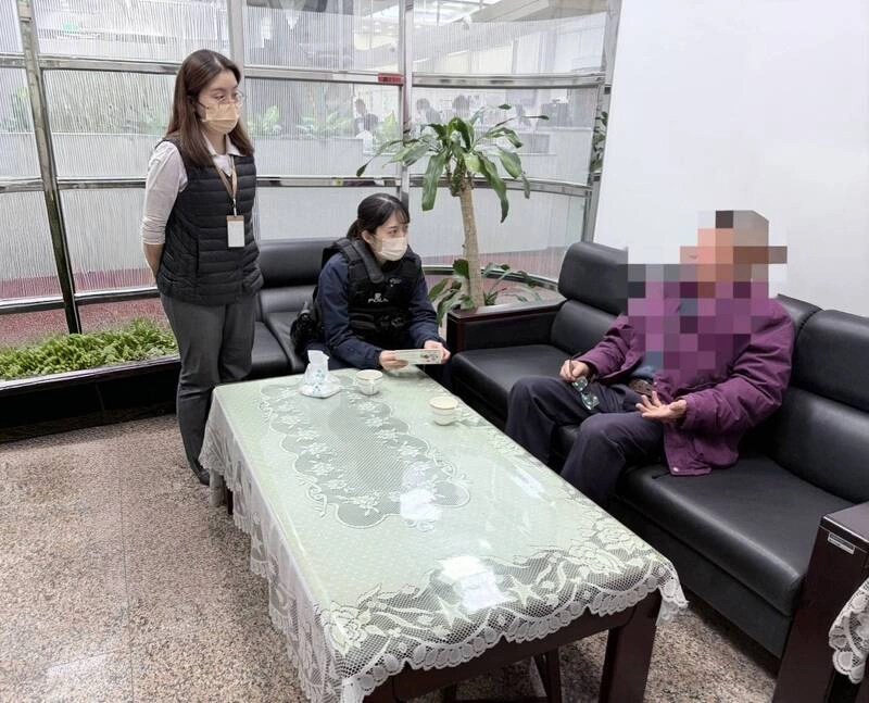 台中男陷乾女兒詐騙醫藥費　行員報警成功阻匯款