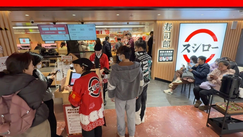 日中關係惡化  日本品牌壽司郎仍大排長龍（2）