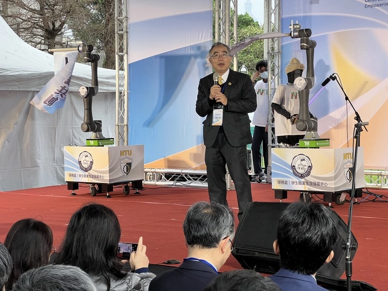 台大徵才逾4萬職缺  陳文章籲企業看跨域專長