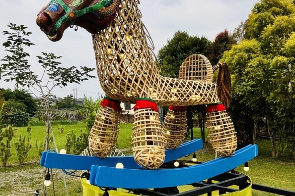 屏東潮州鎮慶元宵　老街提燈踩街猜燈謎