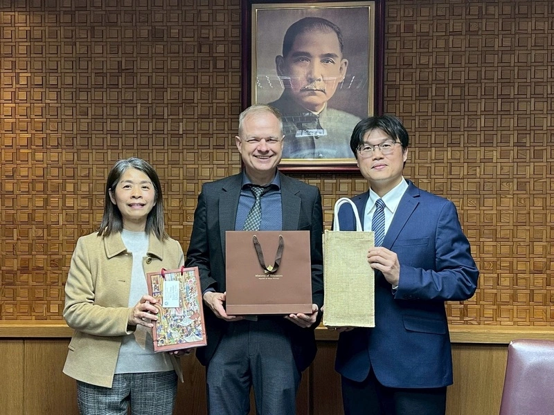 加拿大高貴林學區副局長訪台　促教師跨文化交流