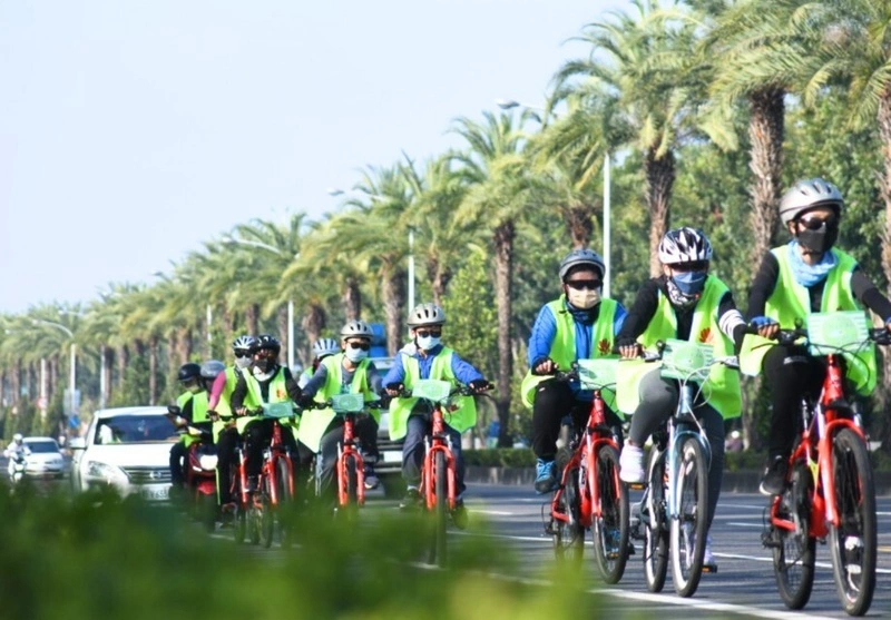 國小單車走讀探索世界　透過鹿樂平台募集志工