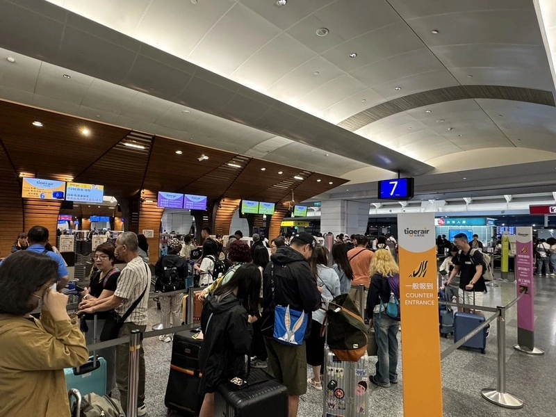 春節疏運人潮多  台灣虎航航班起飛前3小時開櫃