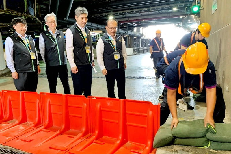 巴威襲台　桃園機場11日760架次班機取消