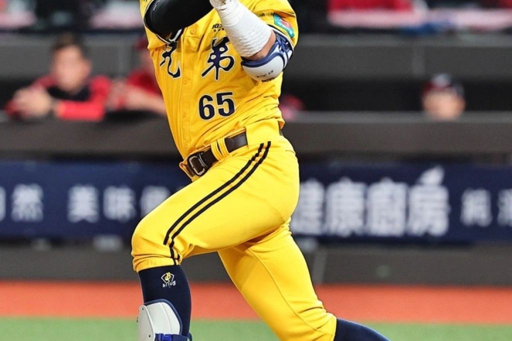 兄弟終止對戰龍9連敗　高宇杰2打席平野給高評價