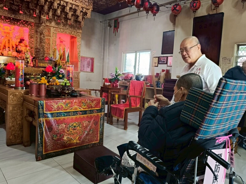 癌末病患赴宮廟還願　澎湖醫院啟動安寧遺願行動