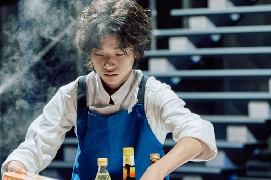 白潤音「星廚之戰」秀日文