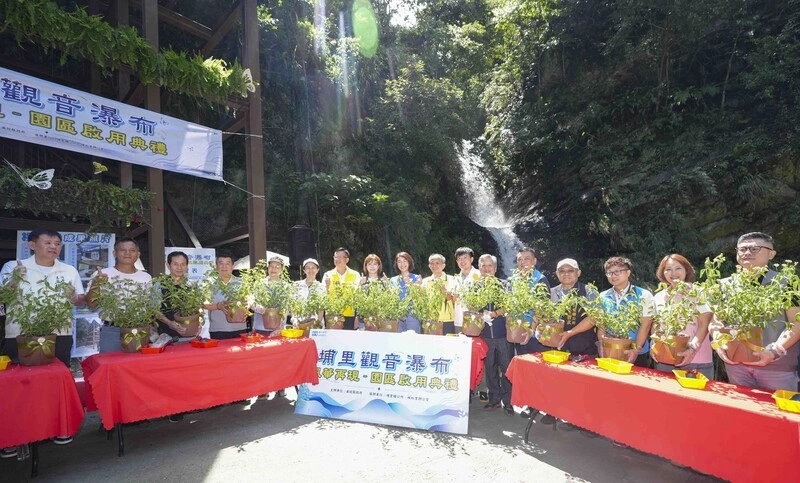 南投觀音瀑布重新開放　健行感受沁涼水氣與生態