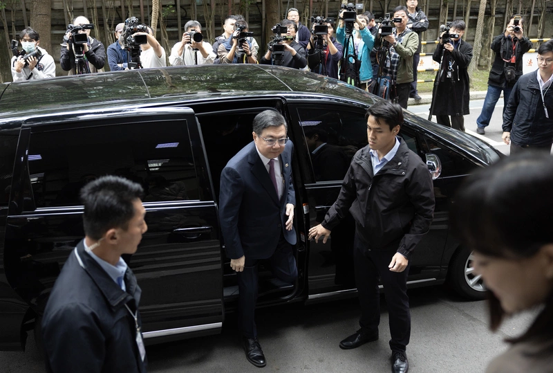 卓榮泰赴立院施政報告