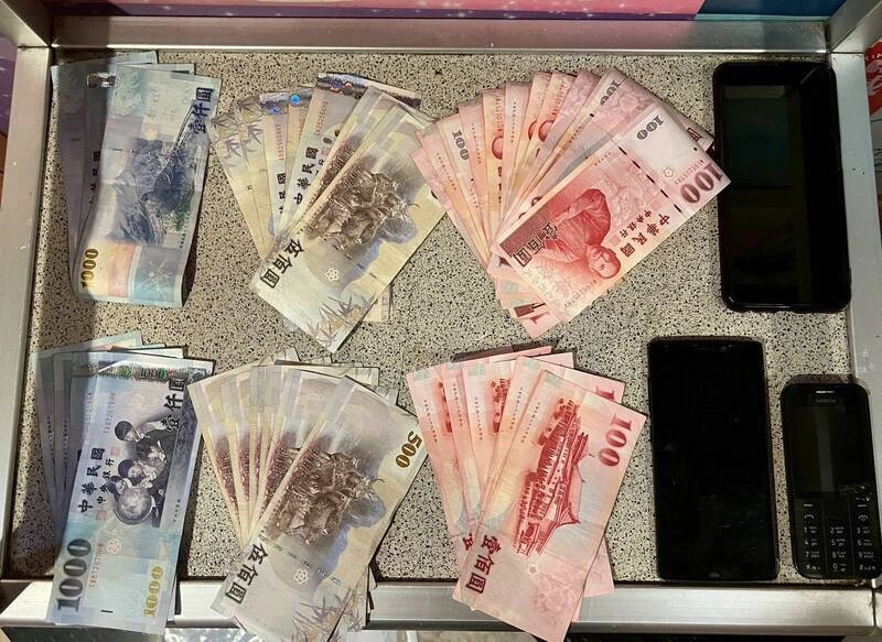 北市計程車司機遭搶　警南下台中網咖逮2嫌