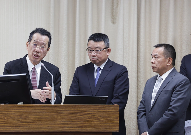 顧立雄立院外交及國防委員會報告備詢