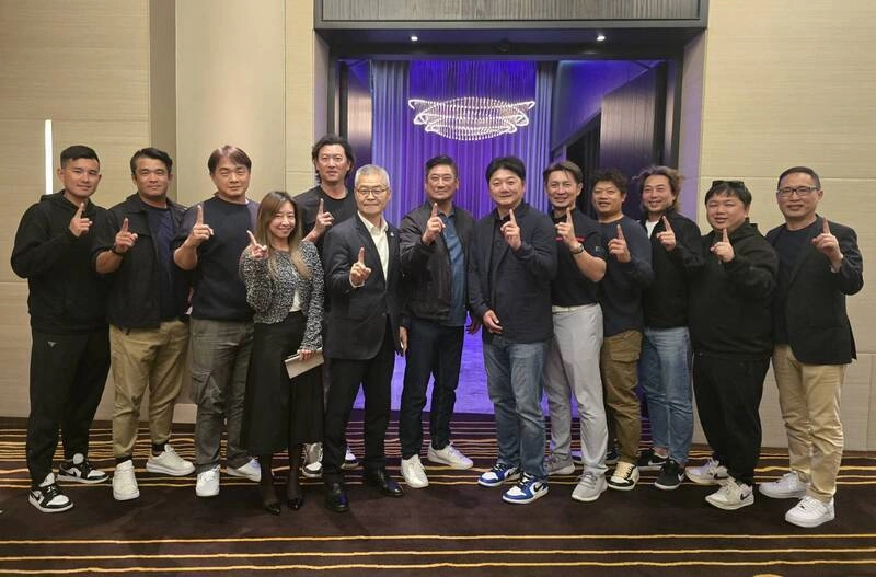 辜仲諒宴請WBC代表隊　發1千萬元獎金