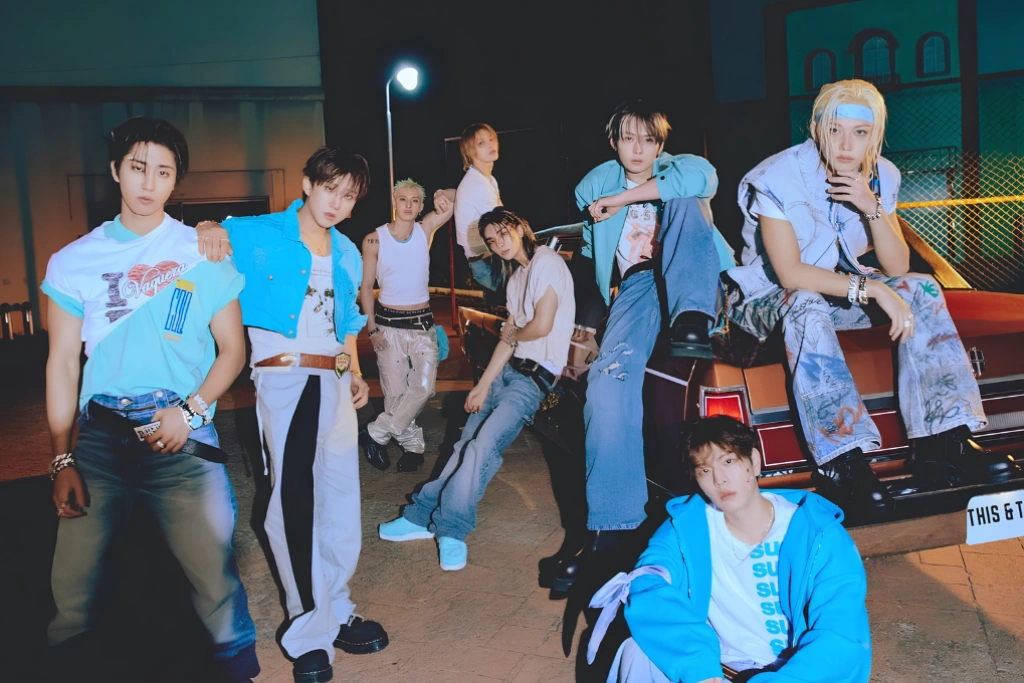 Stray Kids公開《THIS & THAT》全新預告！Y2K造型「SKZ Core」掀回歸熱潮