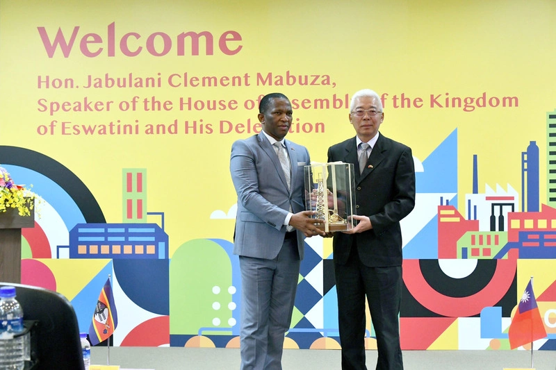 台灣中油董事長方振仁接待史瓦帝尼眾議院議長馬布札