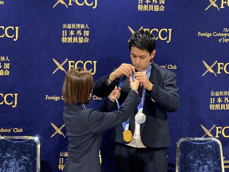 花滑組合「璃來龍」被問兩人關係：交由大家自由想像