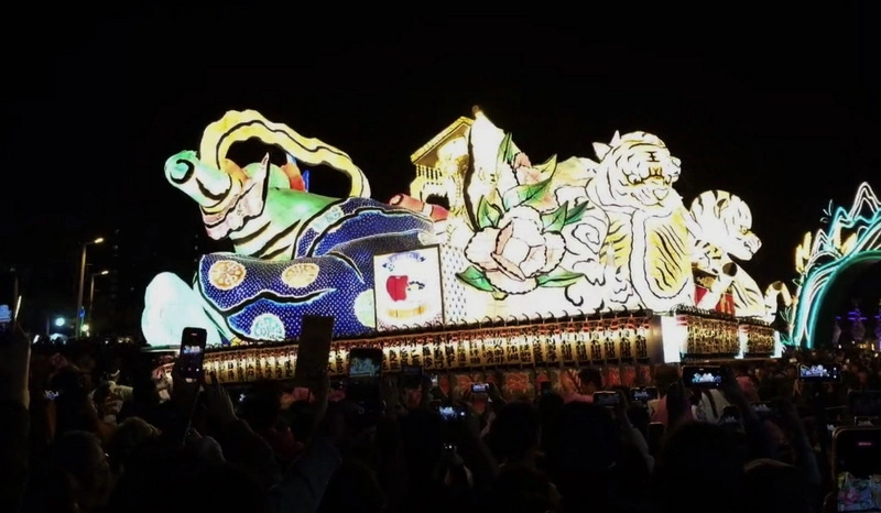 台灣燈會「青森睡魔」運抵朴子配天宮　擇日展示