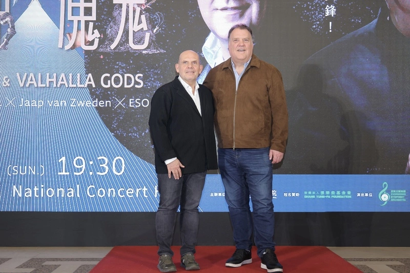 男中音特菲爾攜指揮家梵志登  透過歌聲展現人性