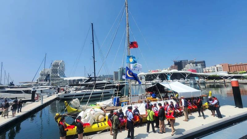 帛琉傳統帆船壯舉感動人心　海委會高雄港盛大迎船