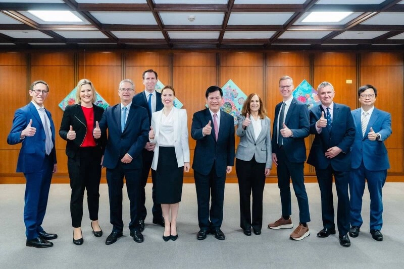 林佳龍接見德國馬歇爾基金會跨大西洋專家學者訪問團