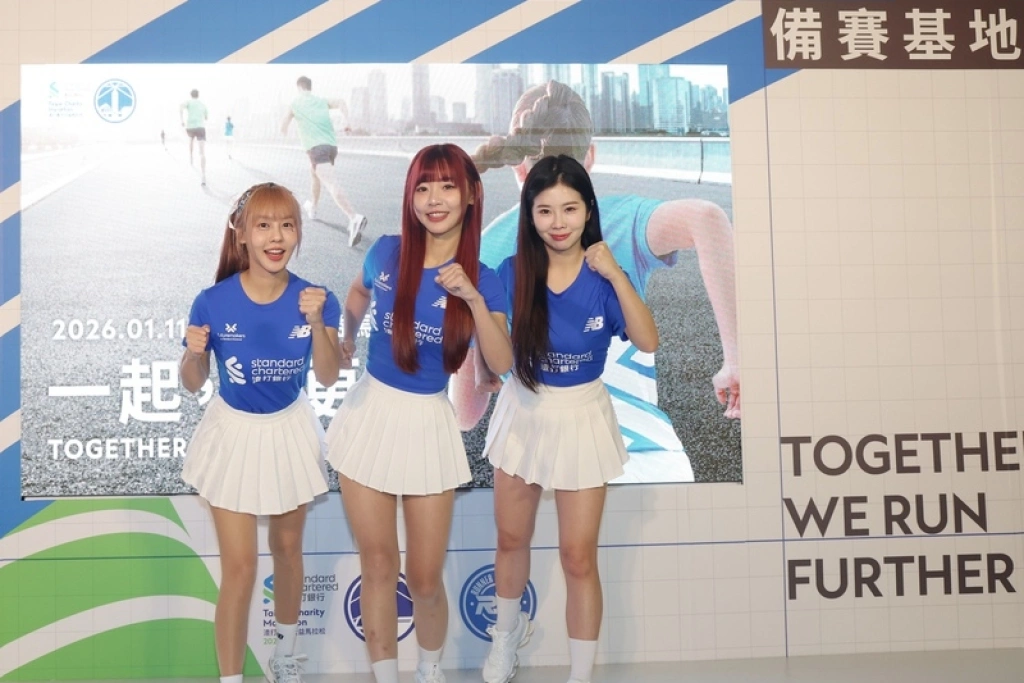 中職啦啦隊女孩為渣打馬暖身