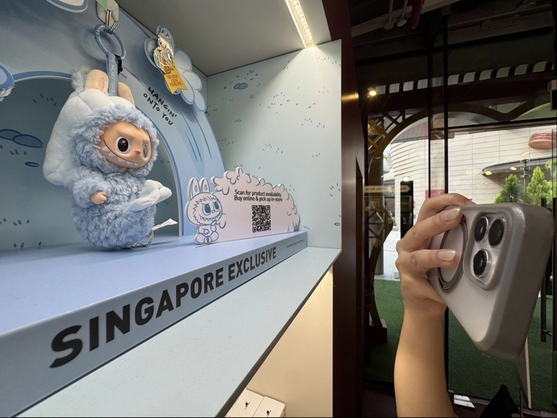 潮玩泡泡瑪特新加坡限定款
