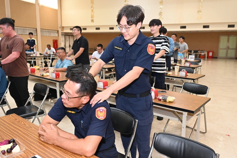 彰化父子警及父女警同台慶父親節　氣氛歡樂溫馨