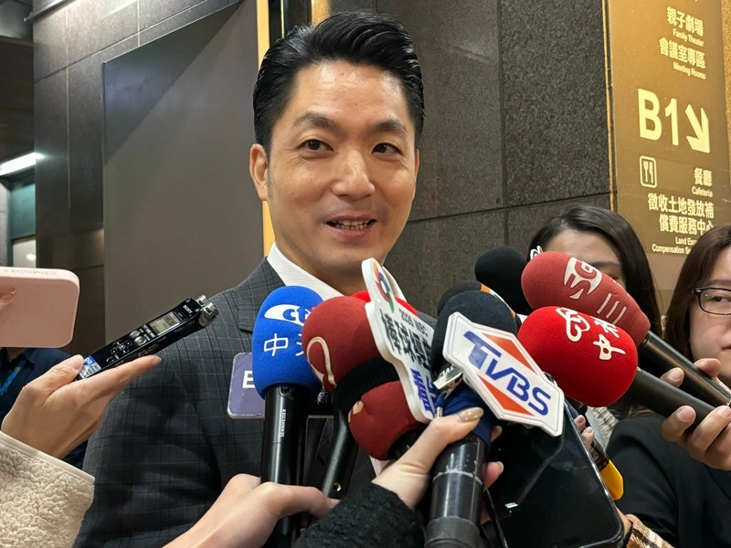 蔣萬安公布親題春聯「今馬熊讚」