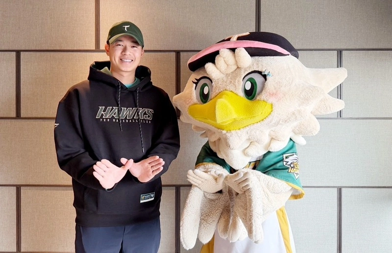 黃子鵬轉隊台鋼雄鷹