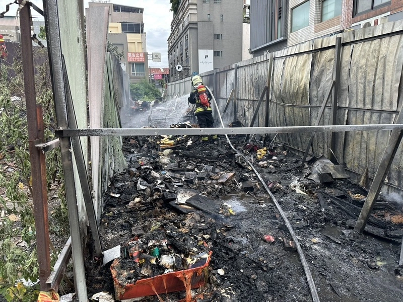 台中北區空地火警　11輛機車遭燒毀無人傷