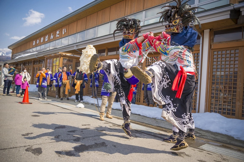 日本磐梯町赤枝獅子舞